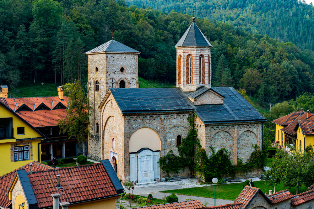 obilazak manastira po Srbiji Firby Travel 2